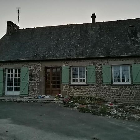 Gite De La Vairie Larchamp Exterior foto